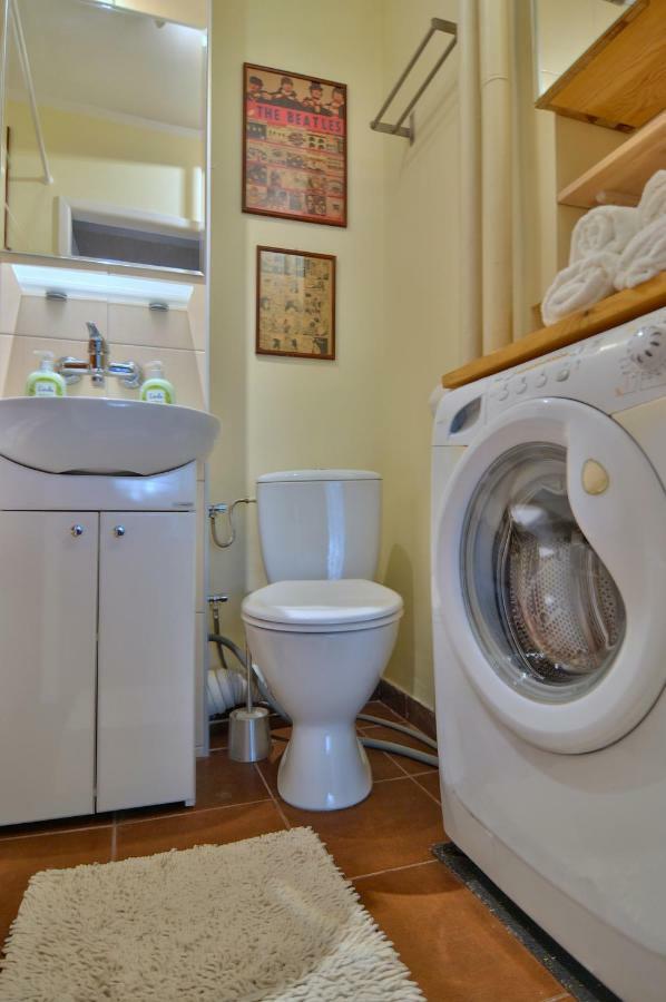 Sloneczny Apartament Grzybowska Warschau Buitenkant foto