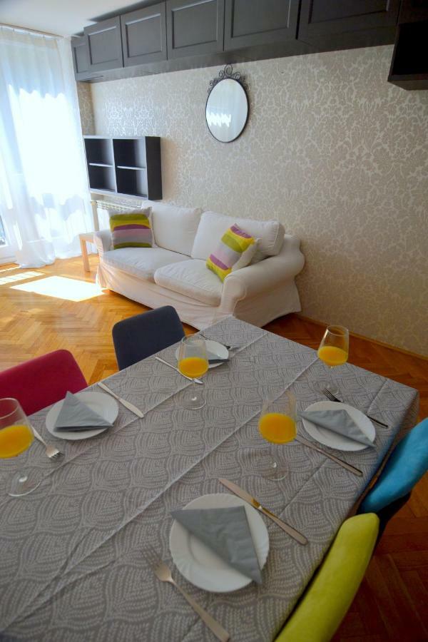 Sloneczny Apartament Grzybowska Warschau Buitenkant foto